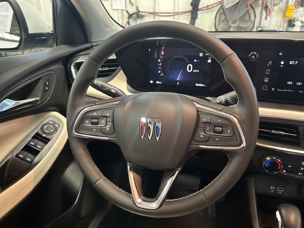 Used 2024 Summit White Buick Preferred image 20