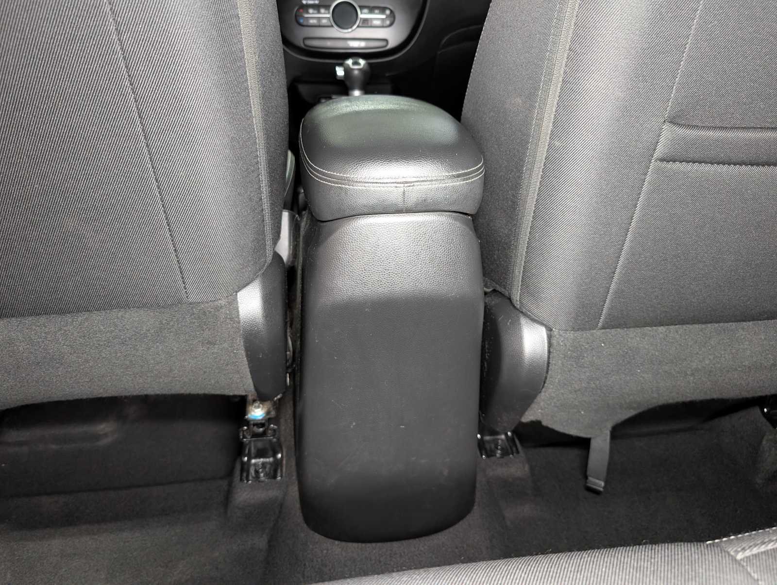 Used 2017 Alien II Kia + image 20