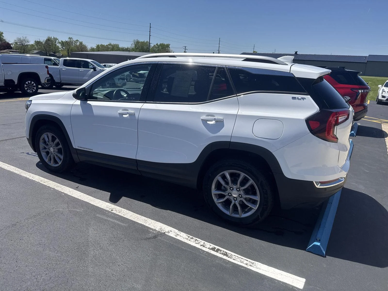 Used 2022 Summit White GMC SLT image 5