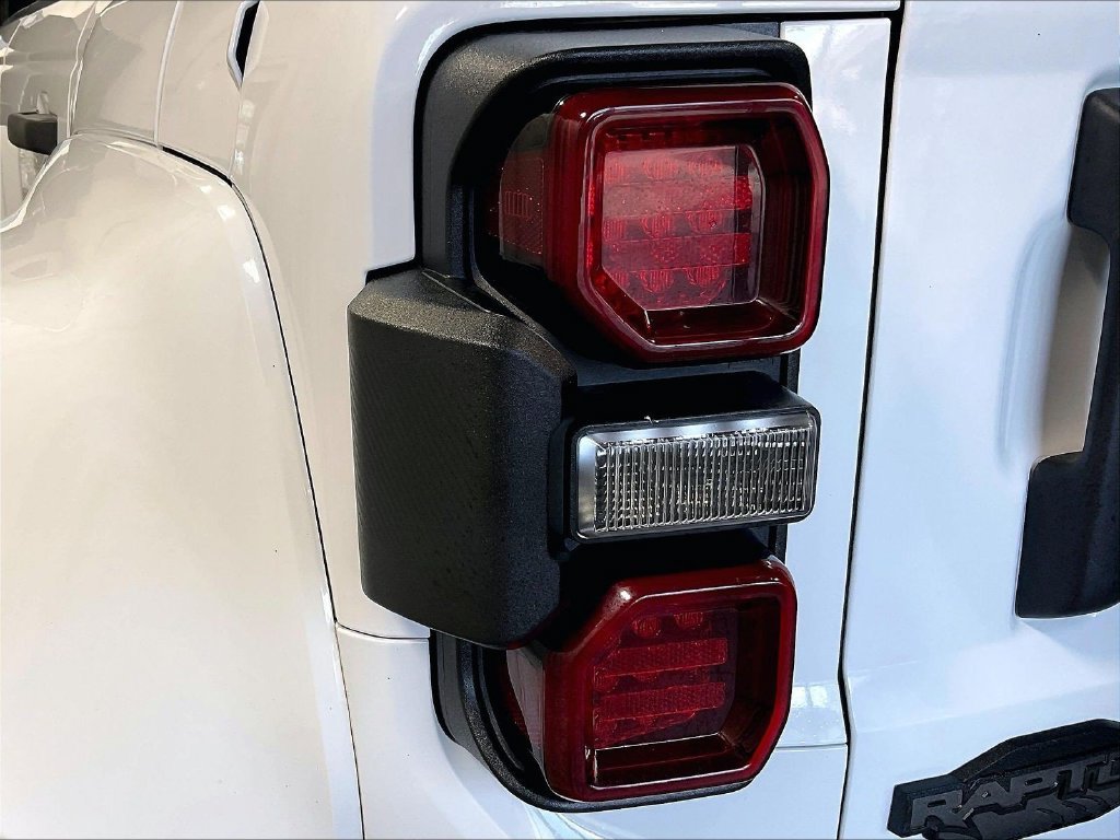 Used 2024 White Ford Raptor image 34