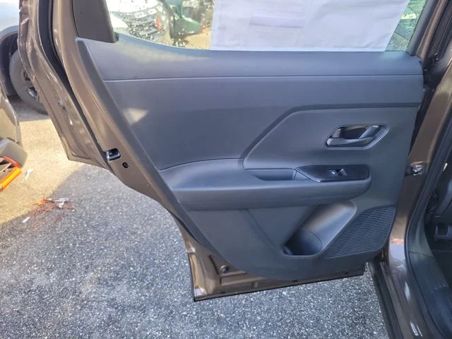 New 2026 Brown Nissan S image 13