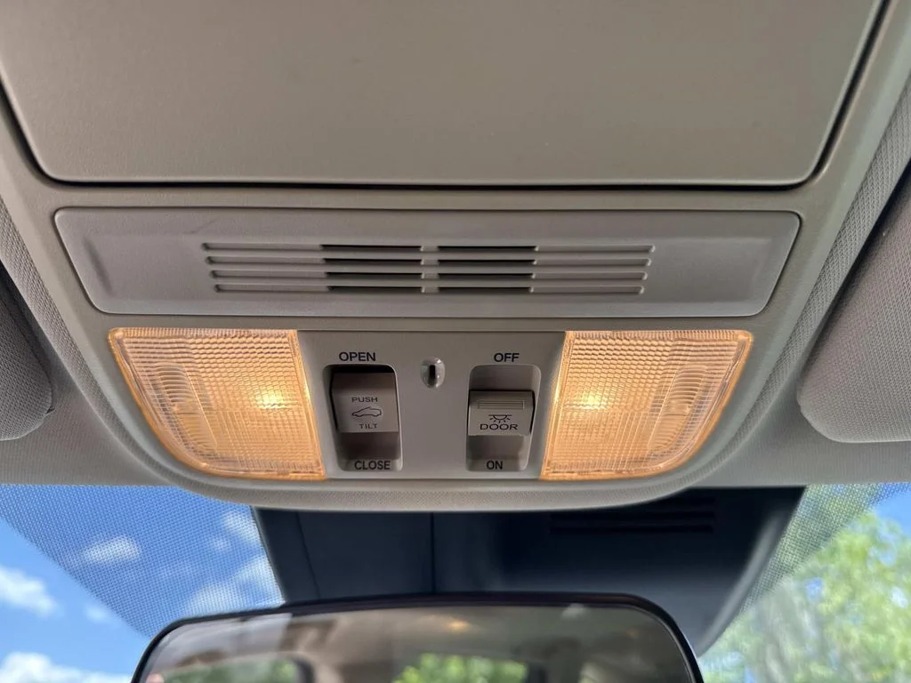 Used 2018 Red Honda EX image 44