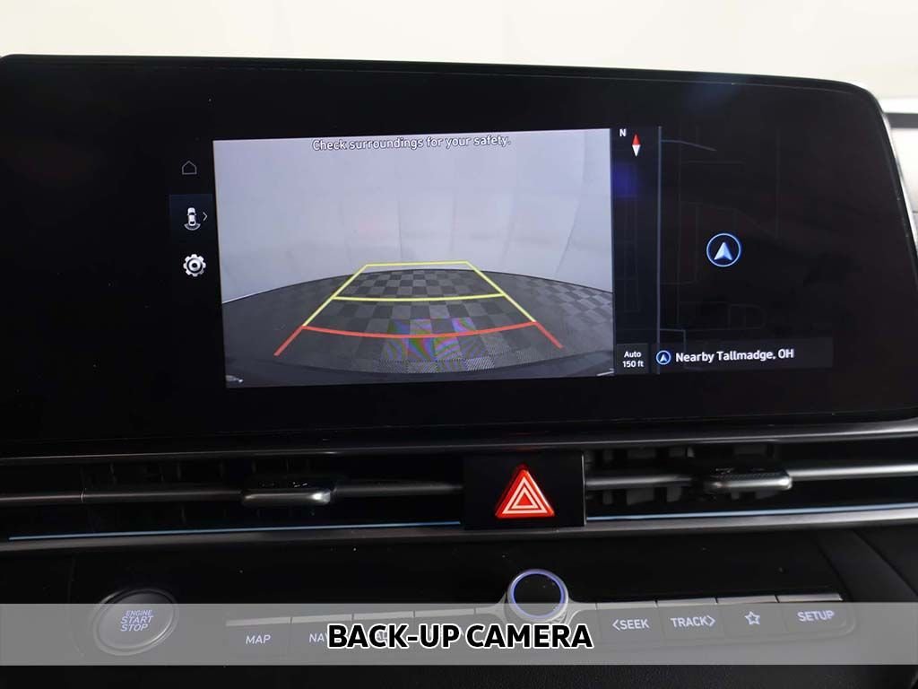 Used 2025 Black Hyundai SEL Convenience image 6