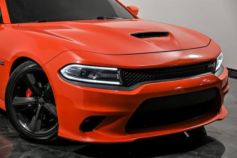 Used 2017 Go Mango Dodge R/T Scat Pack image 2