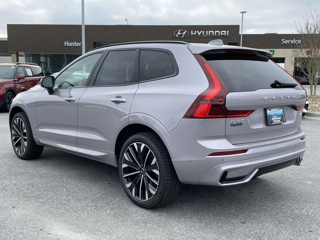 New 2026 Aurora Silver Volvo Ultra image 22