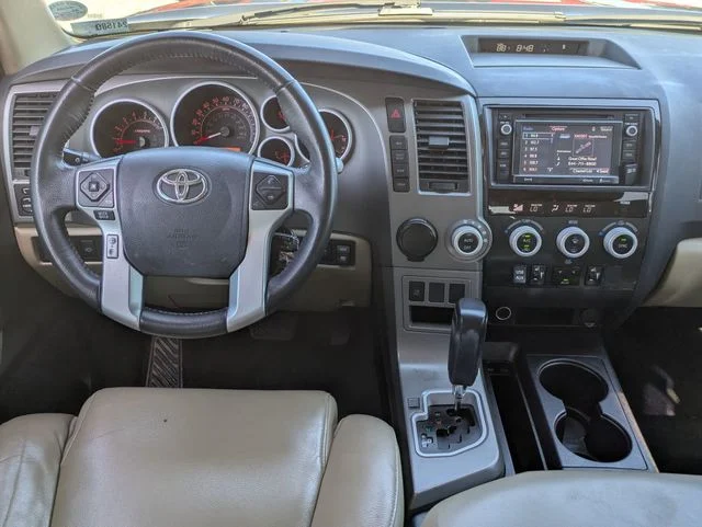 Used 2016  Toyota SR5 image 31