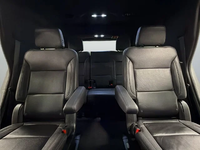 Used 2023 Gray Chevrolet LT image 35