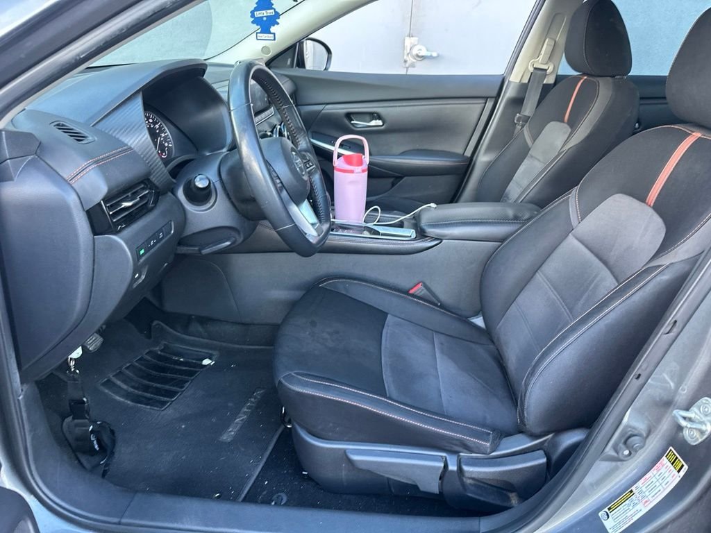 Used 2021 Gray Nissan SR image 17