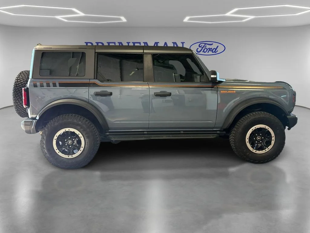 Used 2023 Gray Ford Badlands image 4
