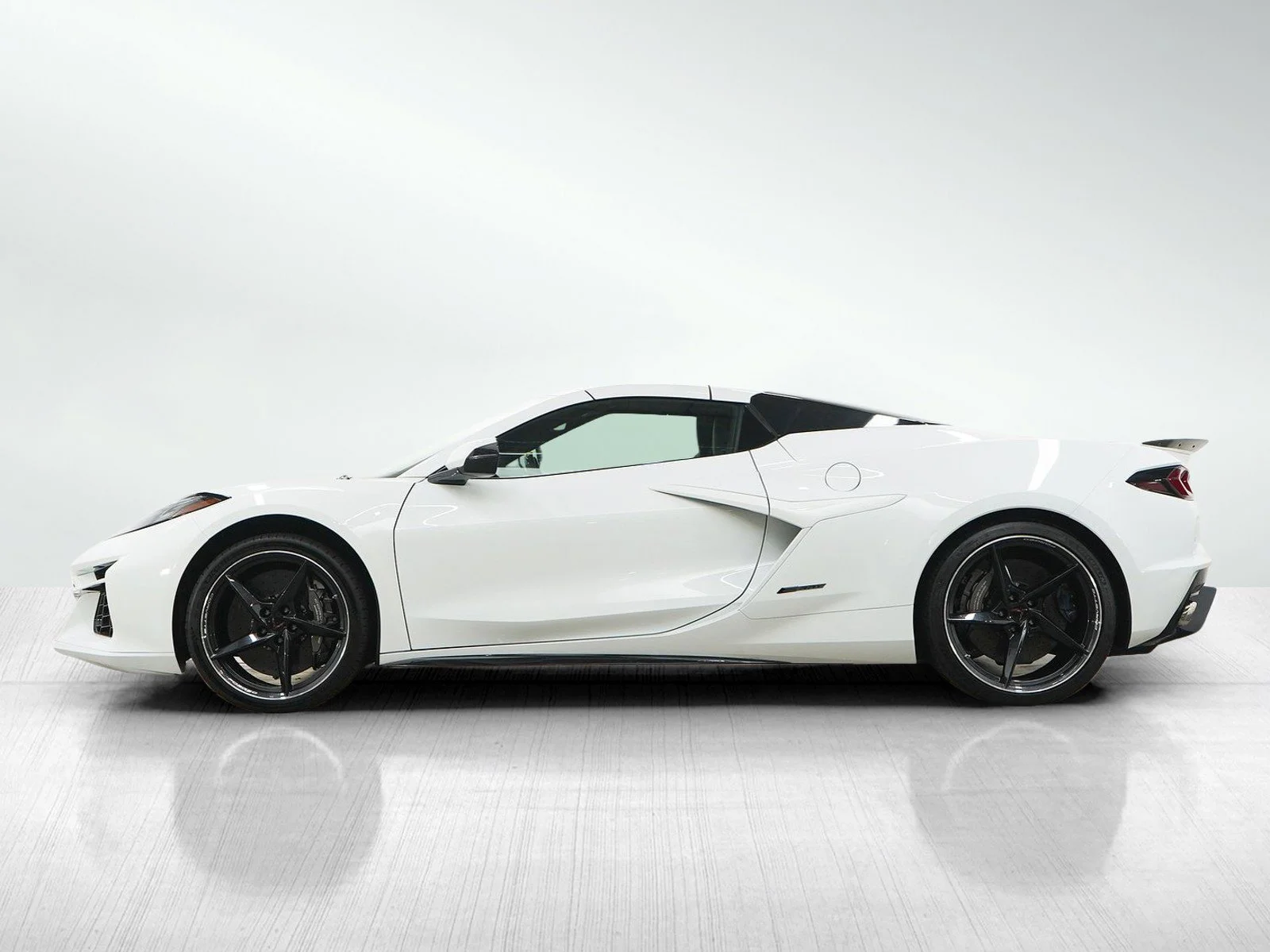 Used 2024 Chevrolet Corvette 3LZ with VIN 1G1YM3D40R5200150 for sale in Wayzata, Minnesota