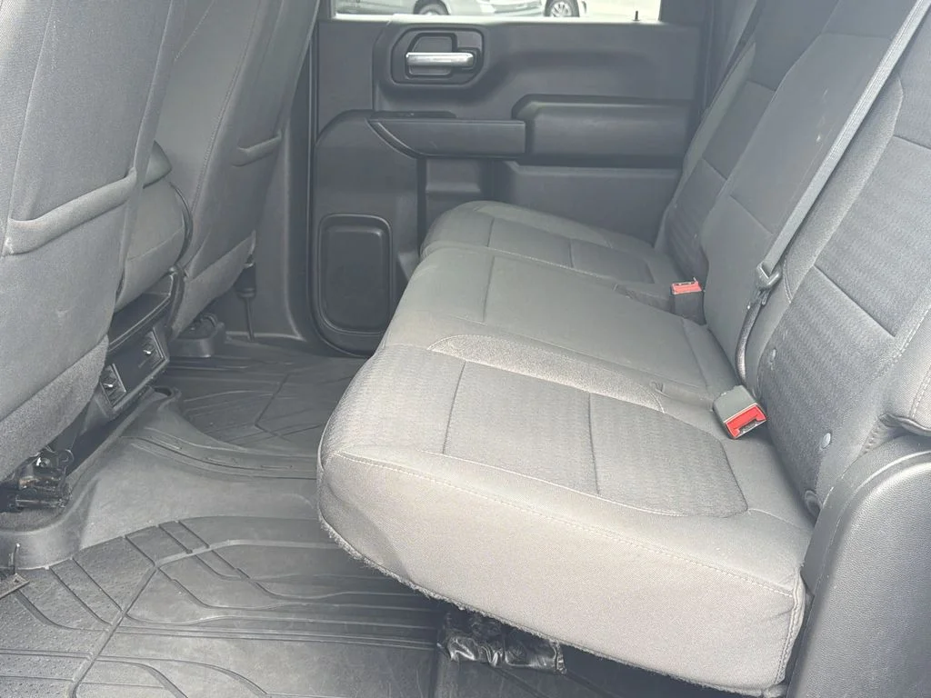 Used 2022 White Chevrolet LT image 15