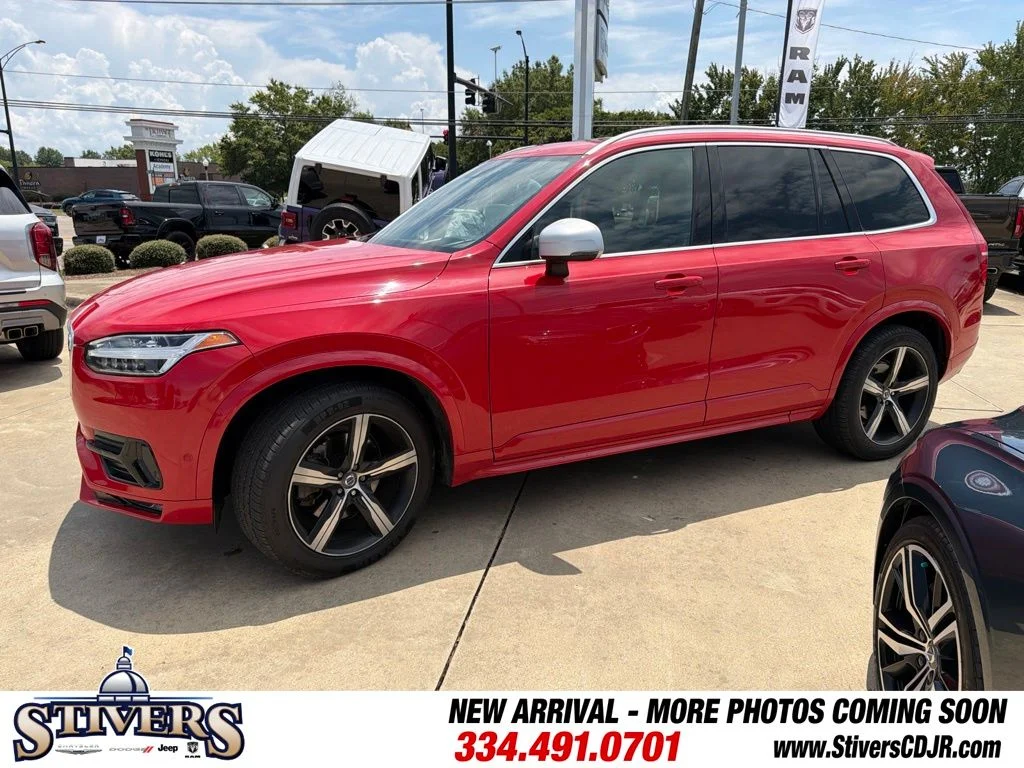 Used 2019 Red Volvo T6 R-Design image 7