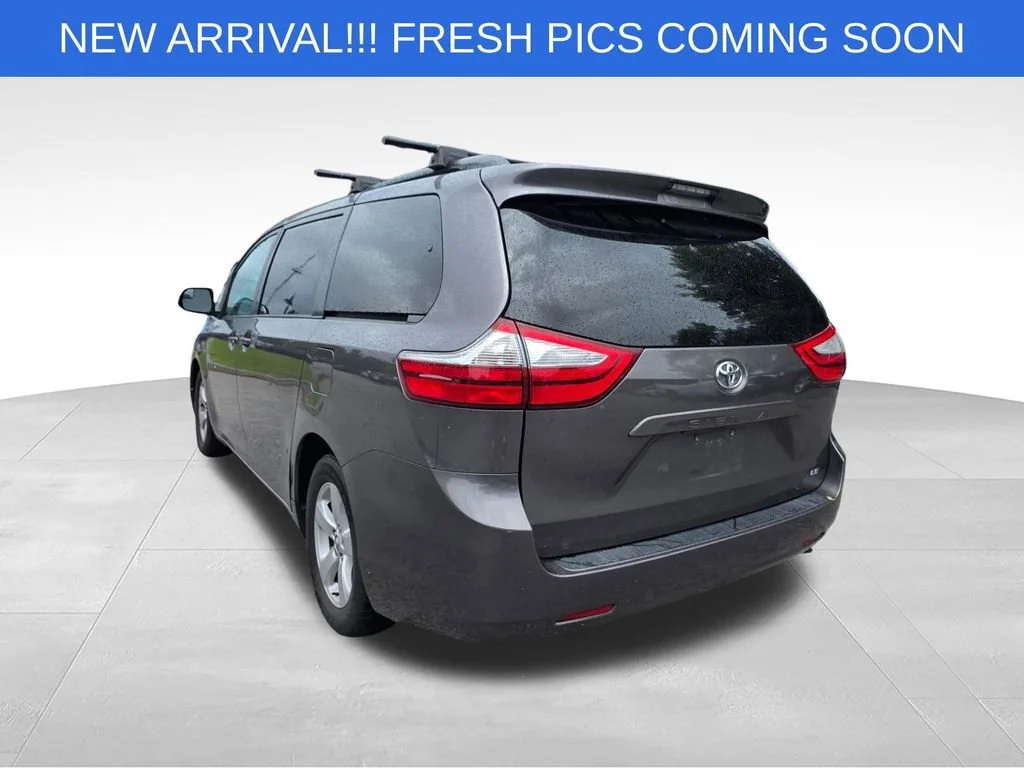 Used 2015 Gray Toyota LE 7 Passenger image 6