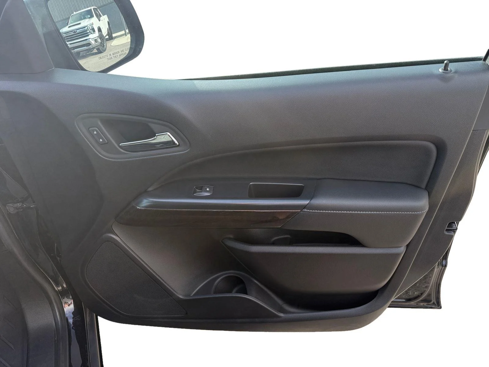 Used 2022 Onyx Black GMC Elevation image 24