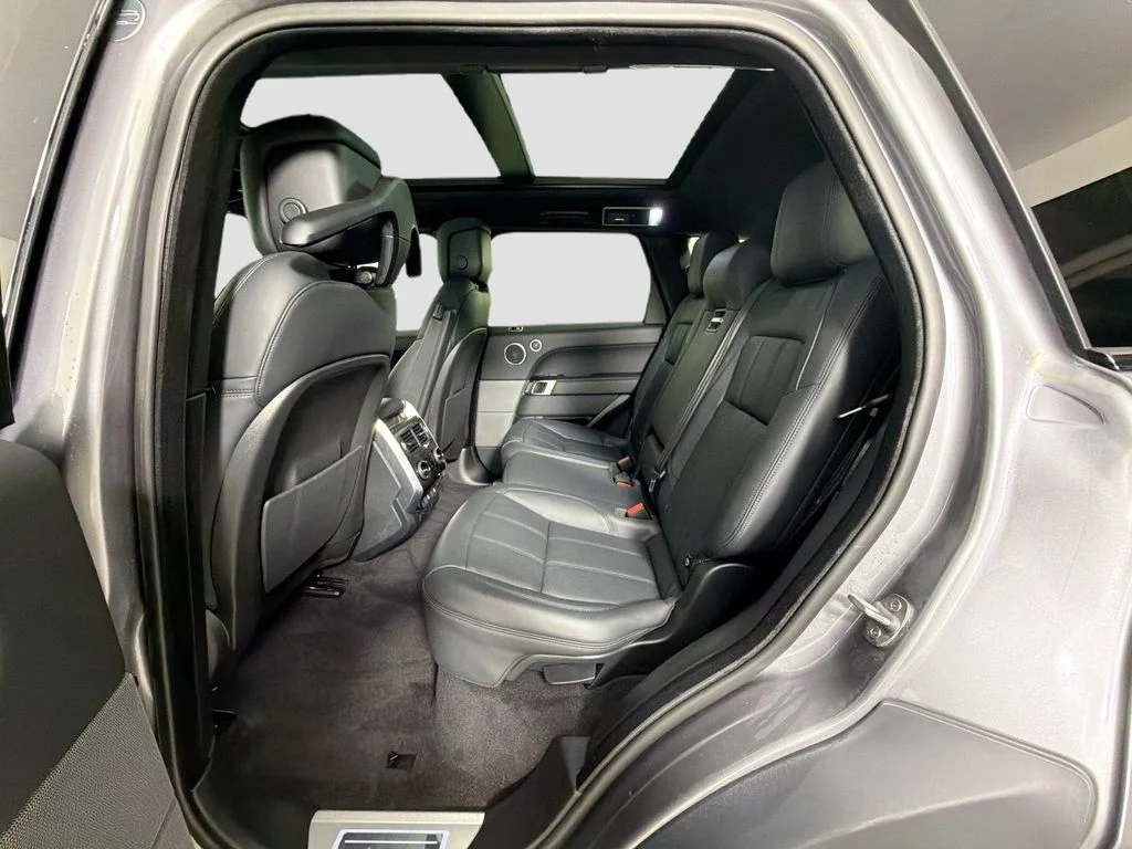 Used 2022 Gray Land Rover HSE Silver Edition image 25