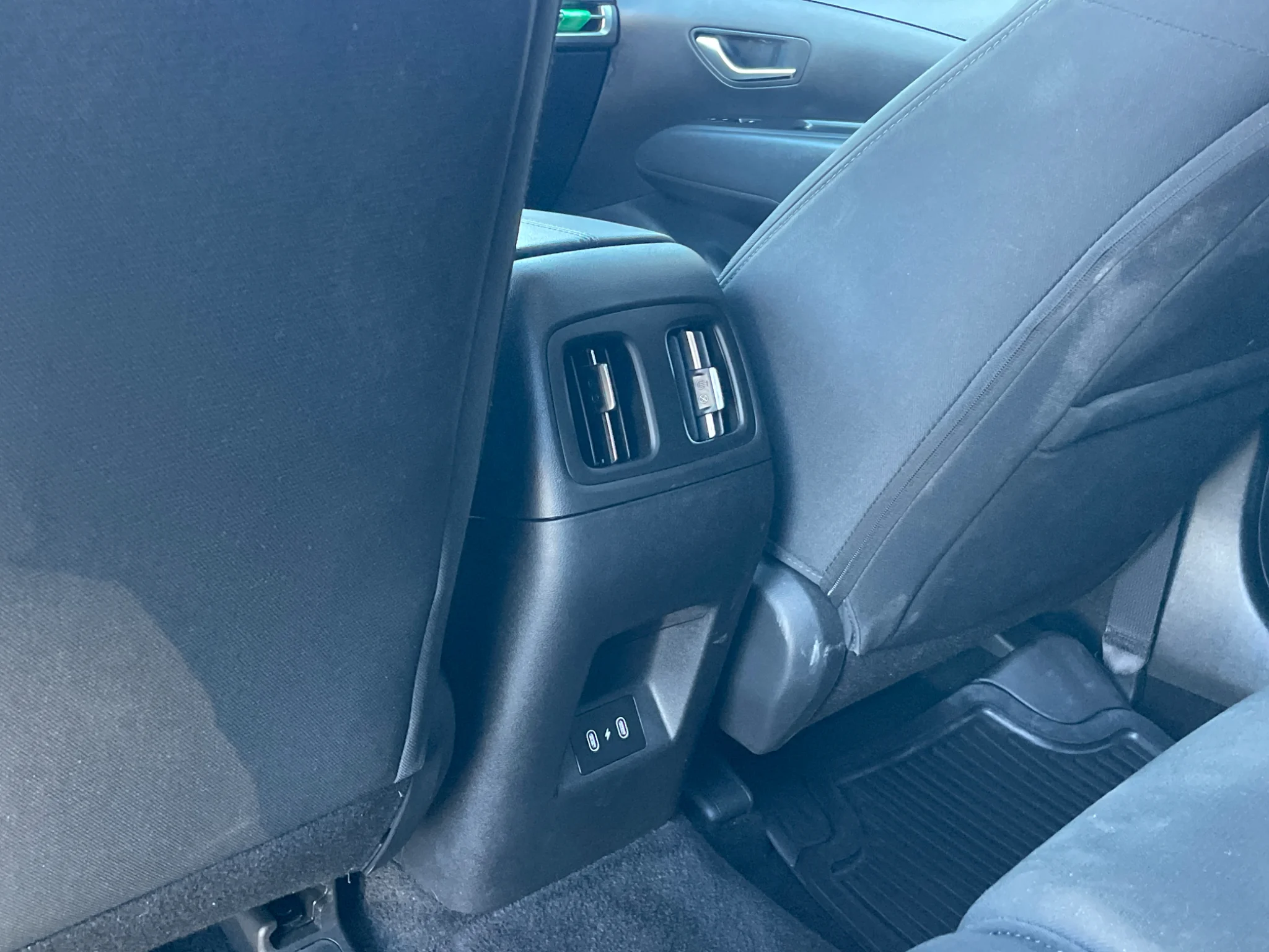 Used 2025 Rockwood Green Hyundai SEL image 20