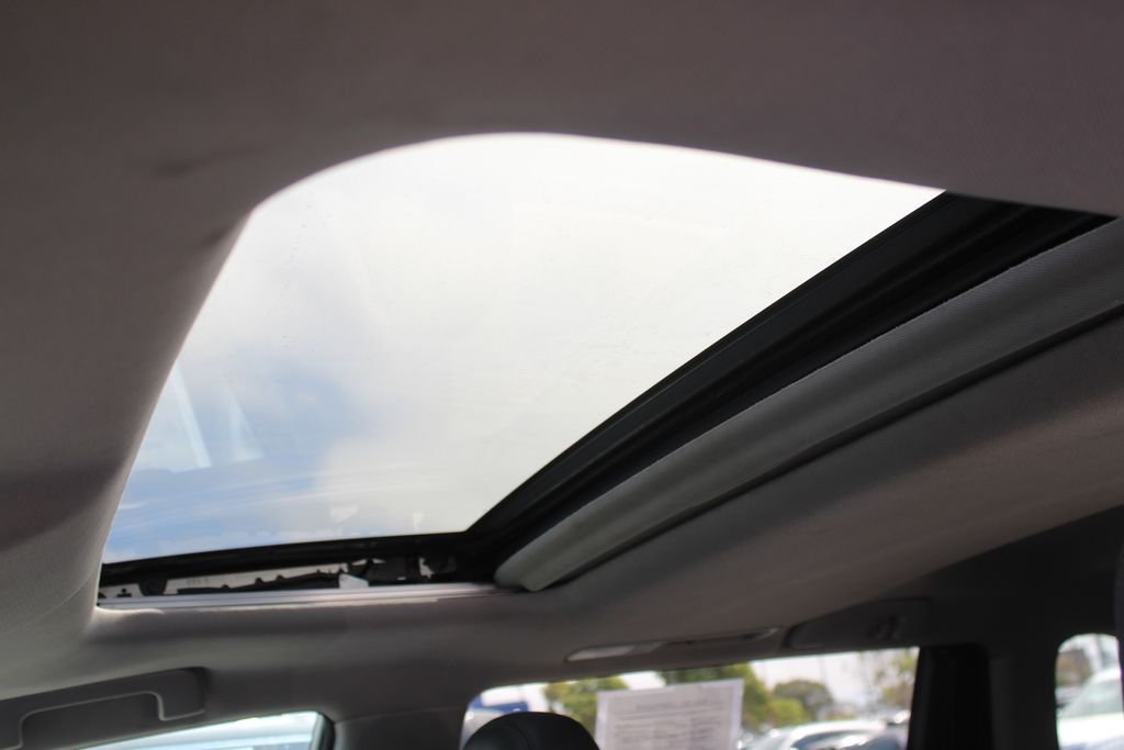 Used 2014 Gray Toyota Limited image 14