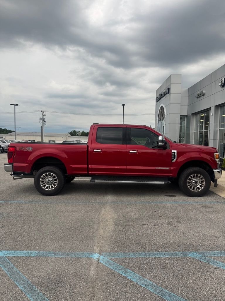 Used 2021 Red Ford XLT image 1