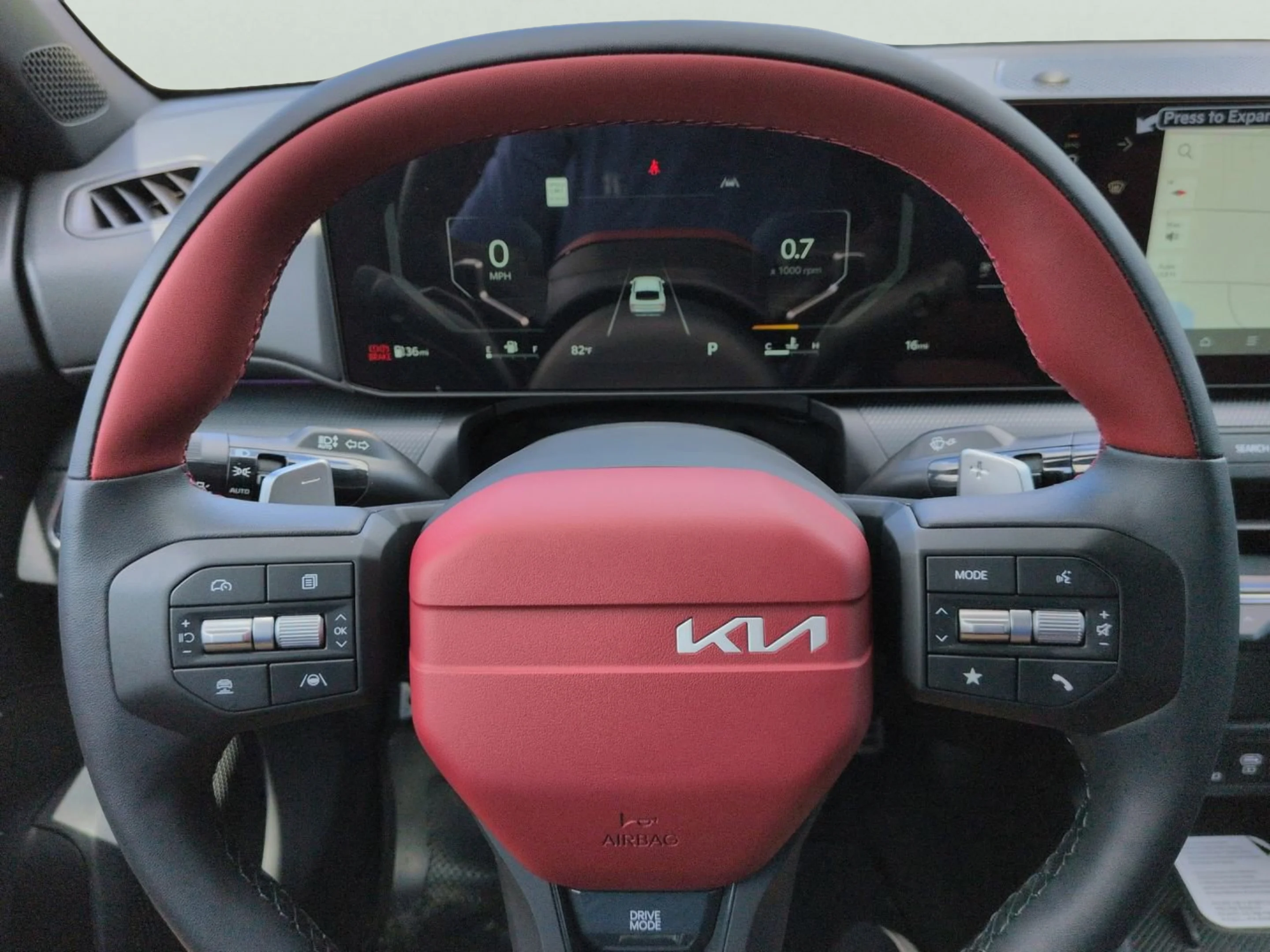 New 2026 Snow White Pearl Kia GT-Line Turbo image 27