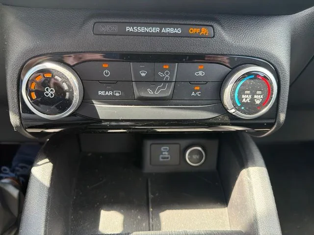 Used 2021 Blue Ford S image 22