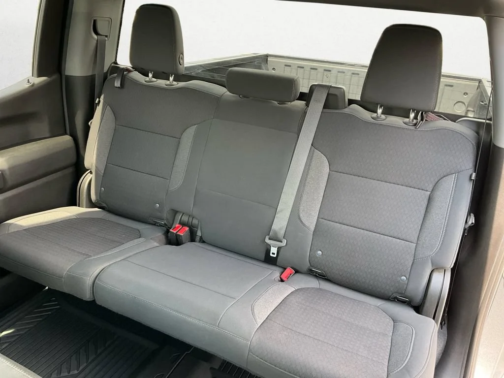 Used 2020 SATIN STEEL METALLIC Chevrolet LT image 9