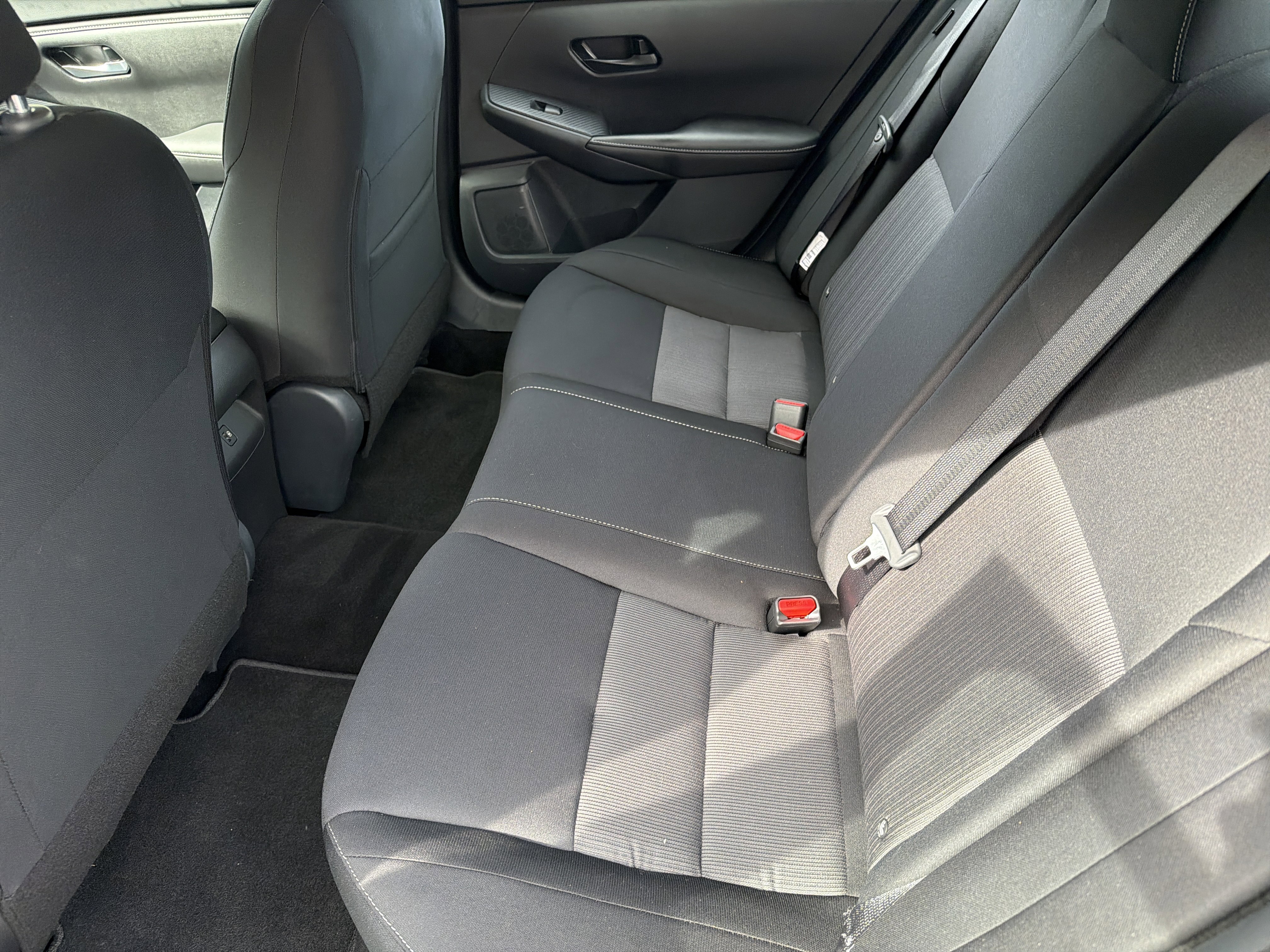 Used 2025 Electric Blue Metallic Nissan SV image 21