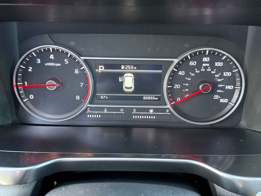 Used 2022 Silver Kia LX image 20