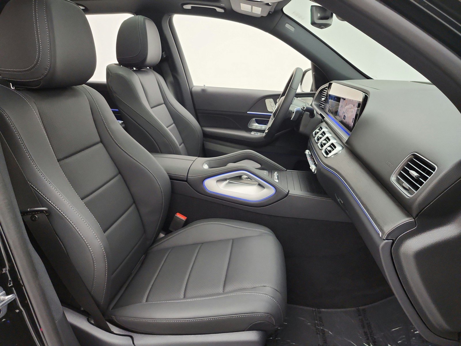 New 2026 Black Mercedes-Benz GLE 450 4MATIC® SUV image 44