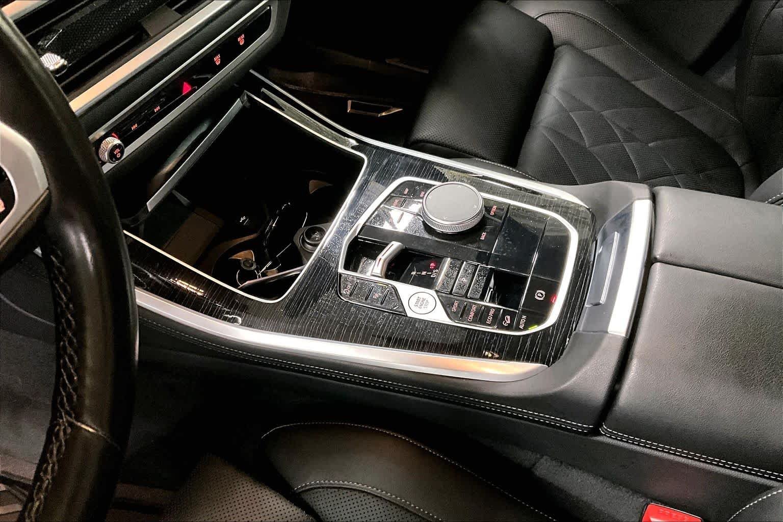 Used 2024 Brooklyn Grey Metallic BMW xDrive40i image 16