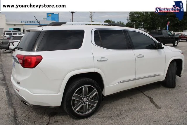 Used 2018 White GMC Denali image 4