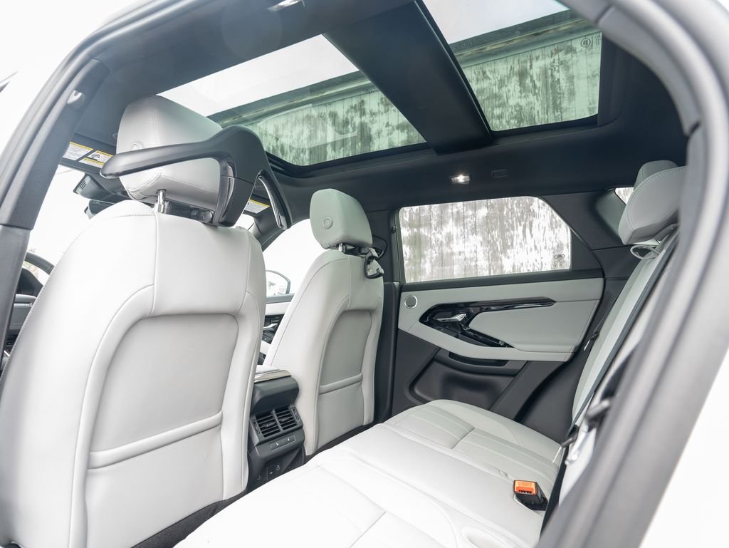 New 2026 White Land Rover S image 22