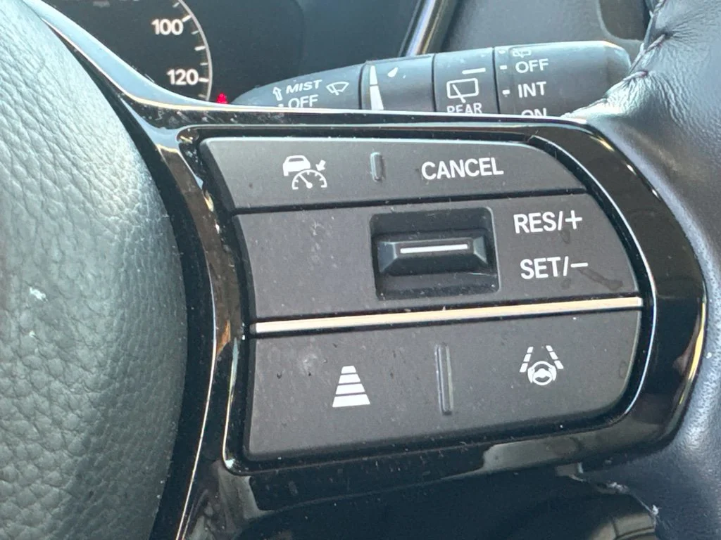 Used 2025 Gray Honda EX-L image 32