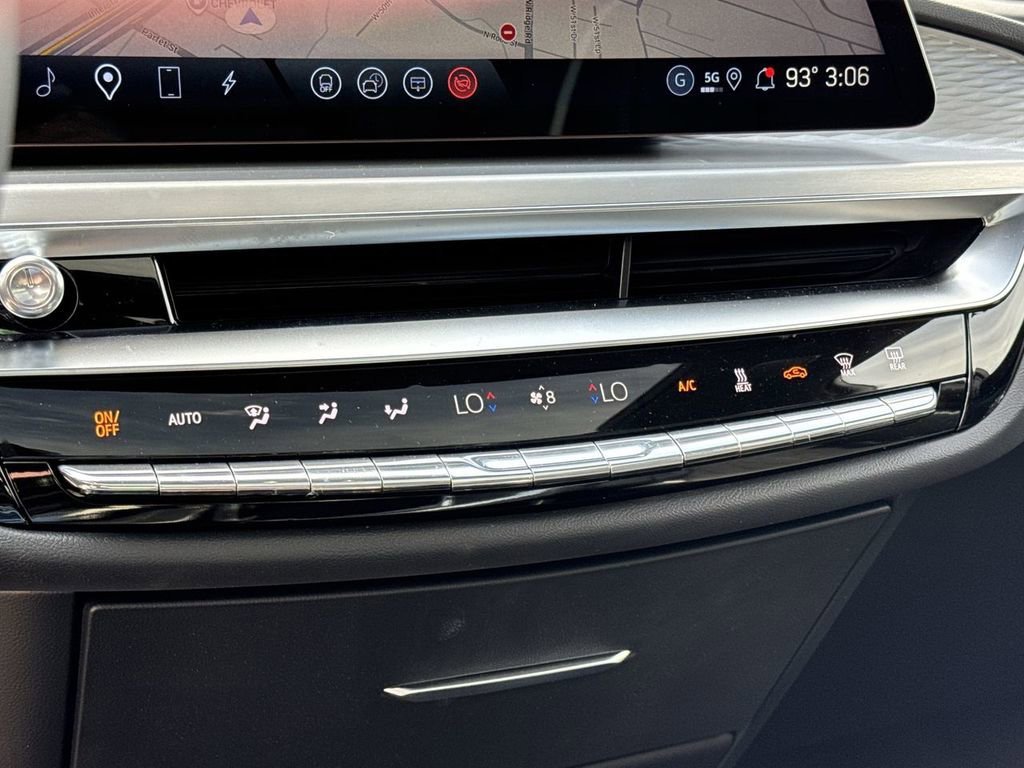2026 Cadillac LYRIQ V Premium - Photo 18