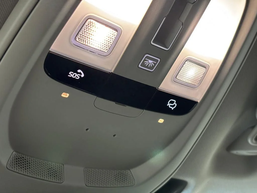 New 2026 Crystal White Volvo Ultra image 21