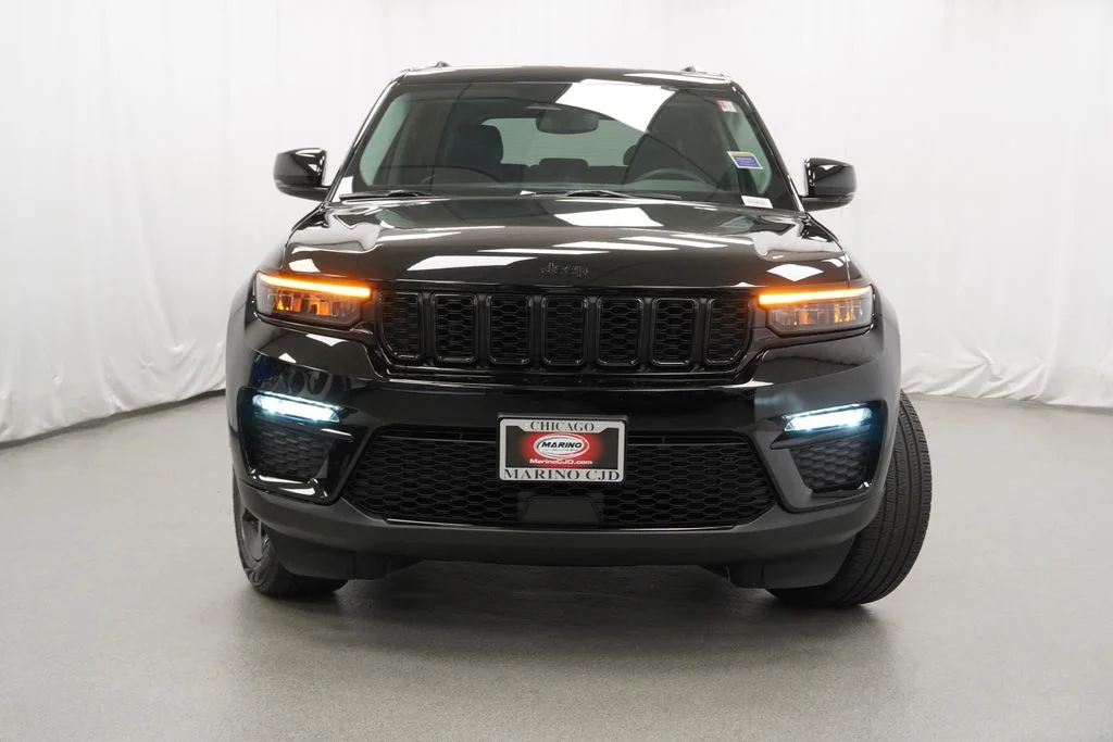 Used 2024 Black Jeep Limited image 8