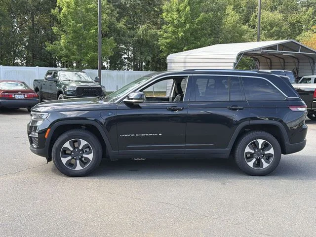 Used 2024 Black Jeep 4xe image 10