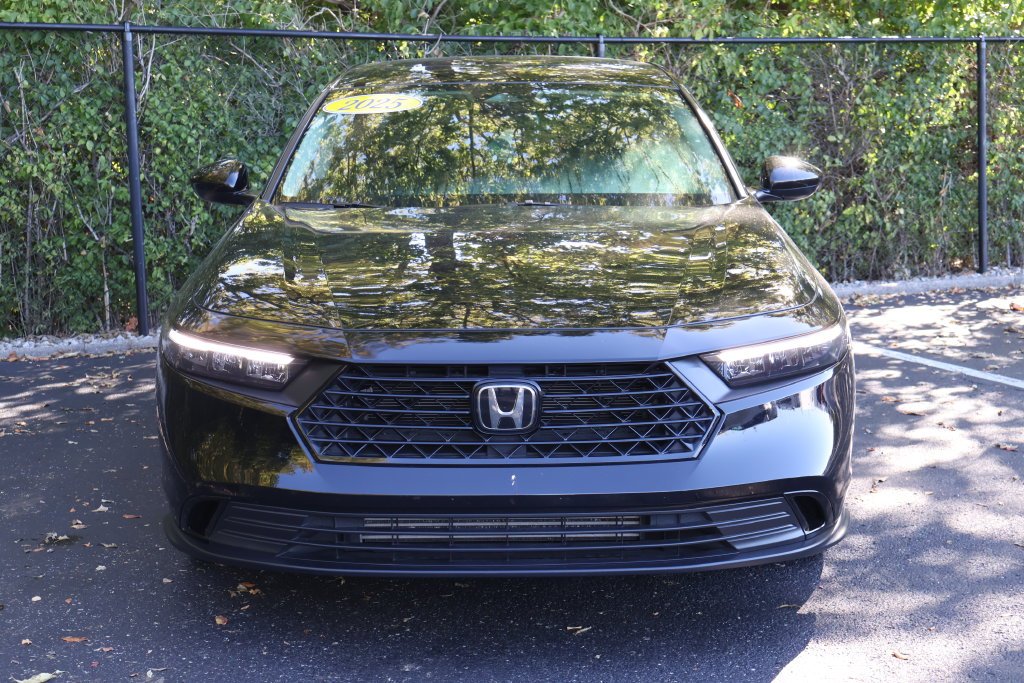 2025 Honda Accord SE - Photo 2