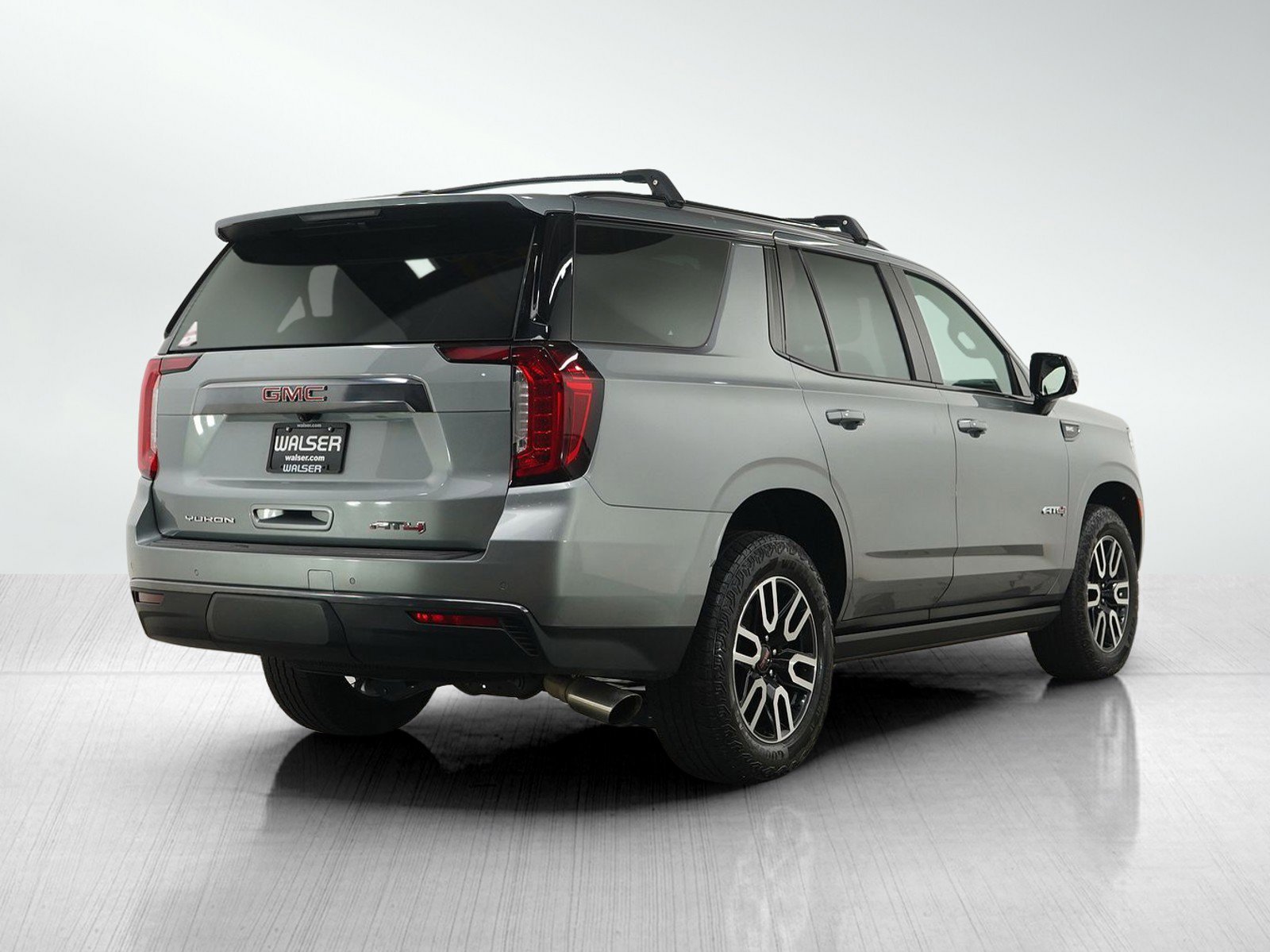 Used 2023 Sterling Metallic GMC AT4 image 5