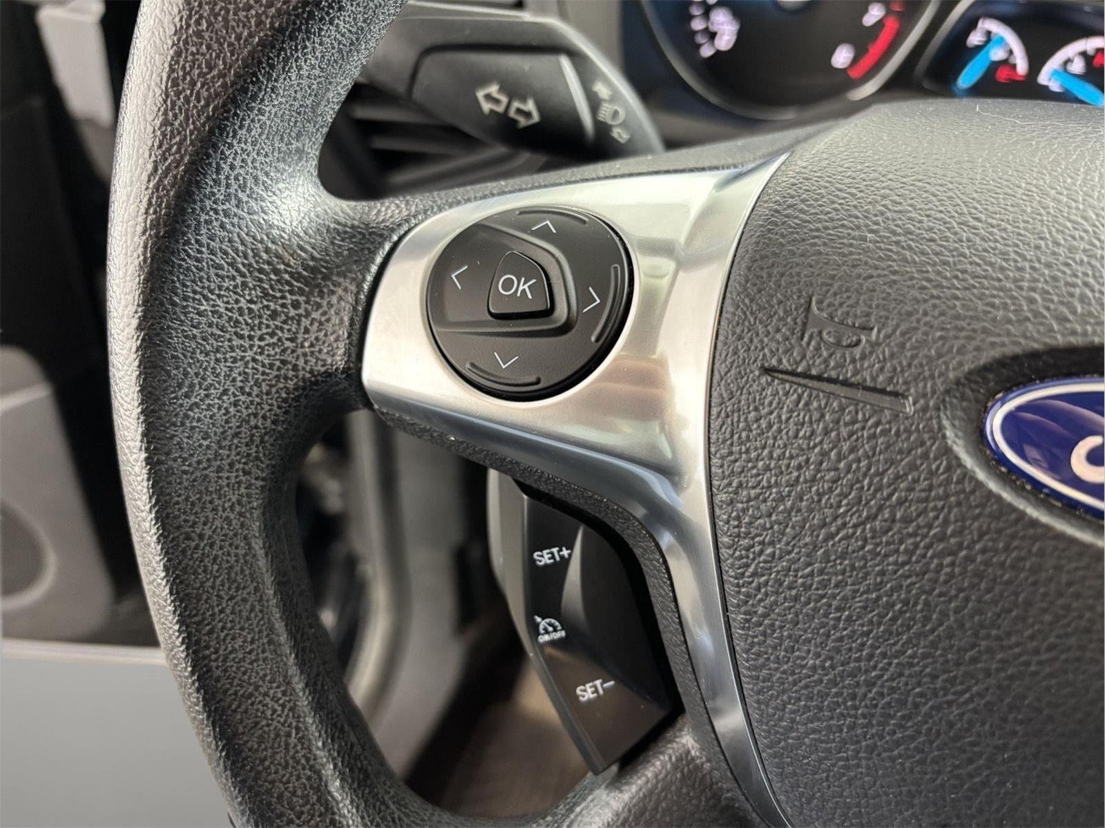 Used 2016 Shadow Black Ford SE image 29