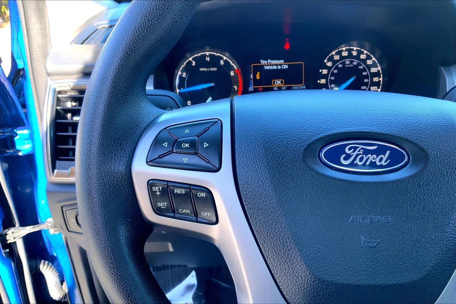 Certified Used 2019 Blue Ford XLT image 24