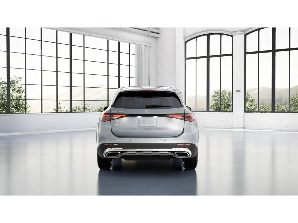 New 2027 Silver Mercedes-Benz GLC 300 image 25