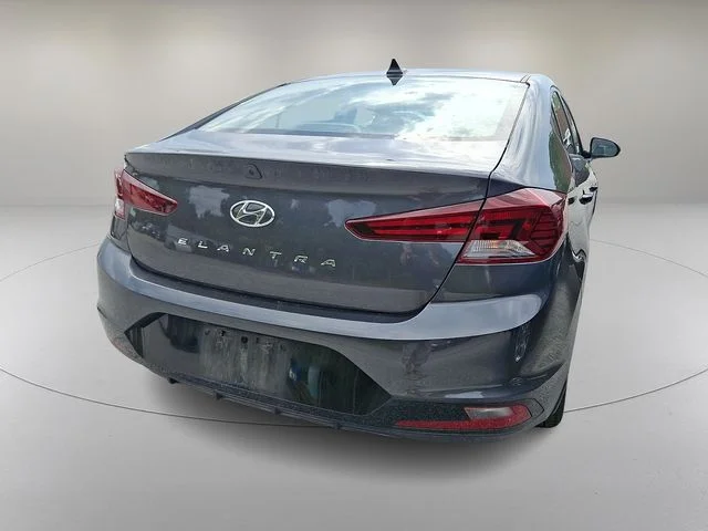 Used 2020 Gray Hyundai Value Edition image 8