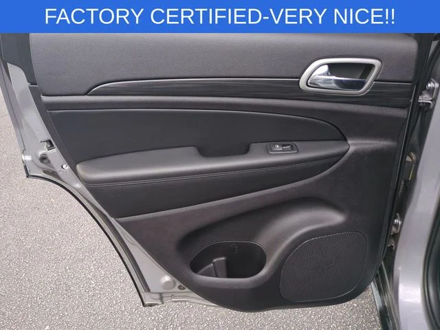 Used 2021 Silver Jeep Laredo E image 27