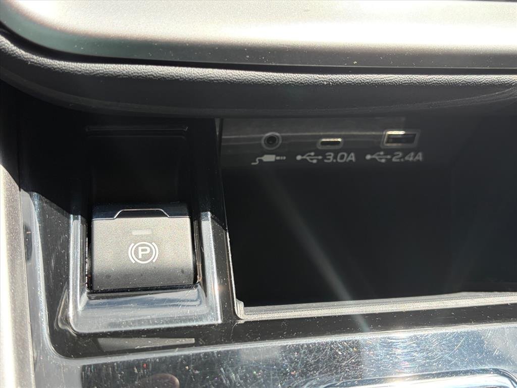 Used 2024 Autumn Green Metallic Subaru Premium image 15