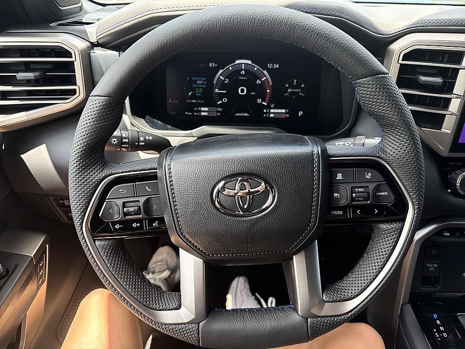 New 2026 Magnetic Gray Meta Toyota Platinum image 13