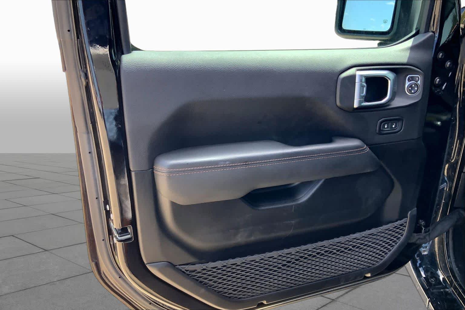 Used 2023 Black Clearcoat Jeep Rubicon 392 image 21