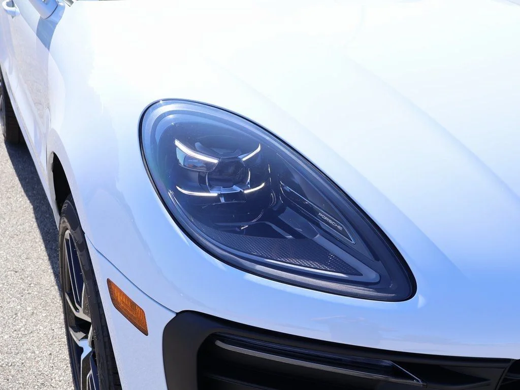 Used 2026 Carrara White Metallic Porsche  image 14