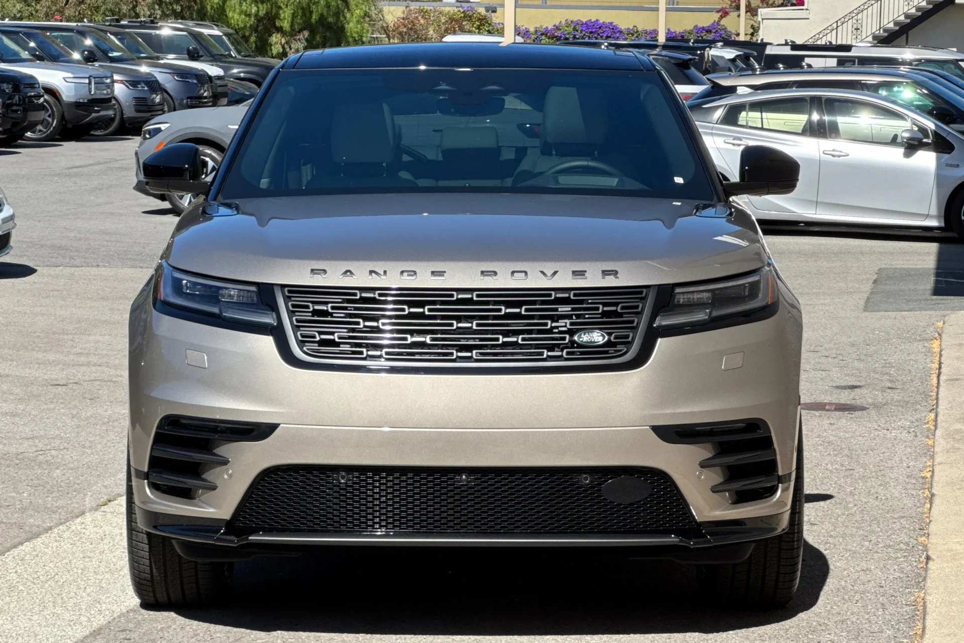 New 2026 BATUMI GOLD Land Rover Belgravia Edition image 10