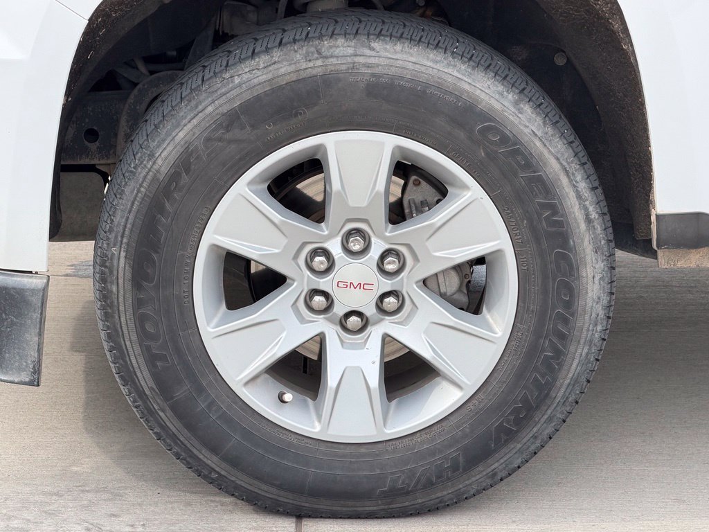 Used 2017 White GMC SLE1 image 12