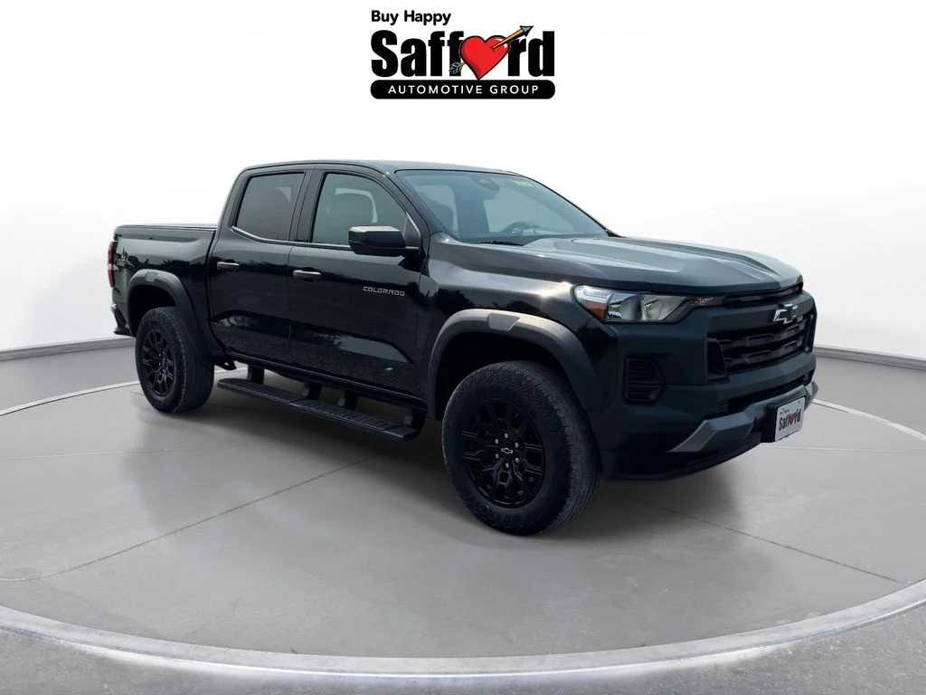 Used 2024 Black Chevrolet Trail Boss image 9